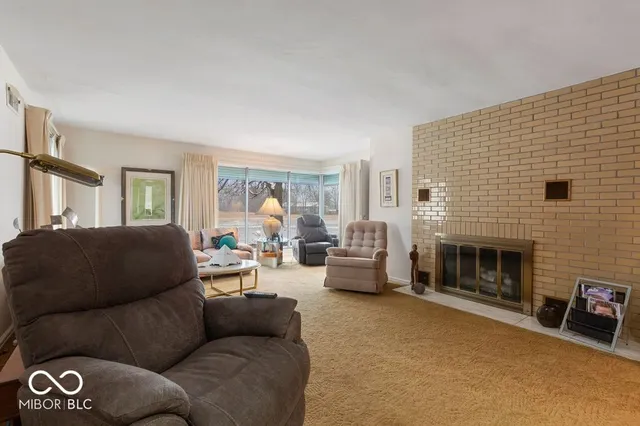 $845,000 | 4844 North U Highway South, Seymour, IN 47274