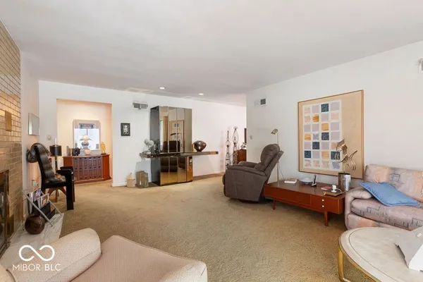 $845,000 | 4844 North U Highway South, Seymour, IN 47274