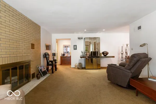 $845,000 | 4844 North U Highway South, Seymour, IN 47274