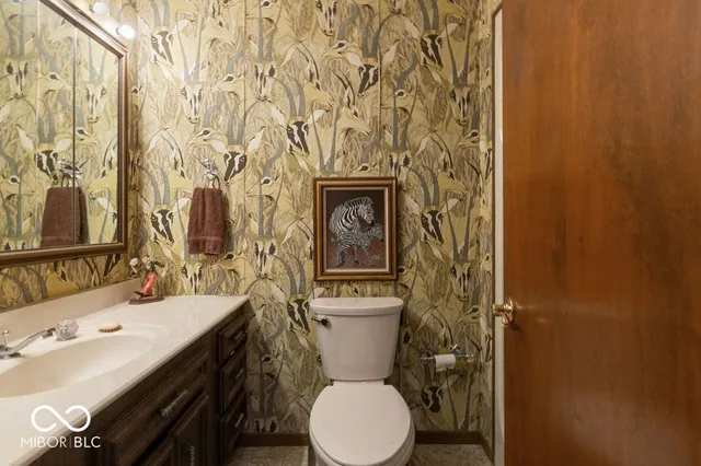 $845,000 | 4844 North U Highway South, Seymour, IN 47274