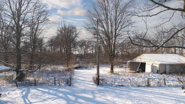 $845,000 | 4844 North U Highway South, Seymour, IN 47274