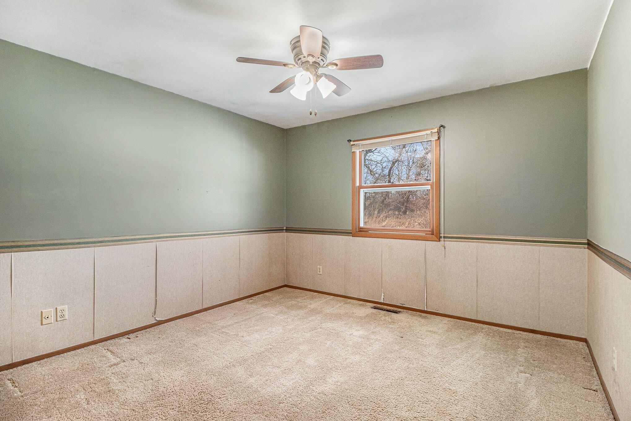 601 Aspen Street Hebron, IN 46341 - Photo 14 of 24 2038x1359