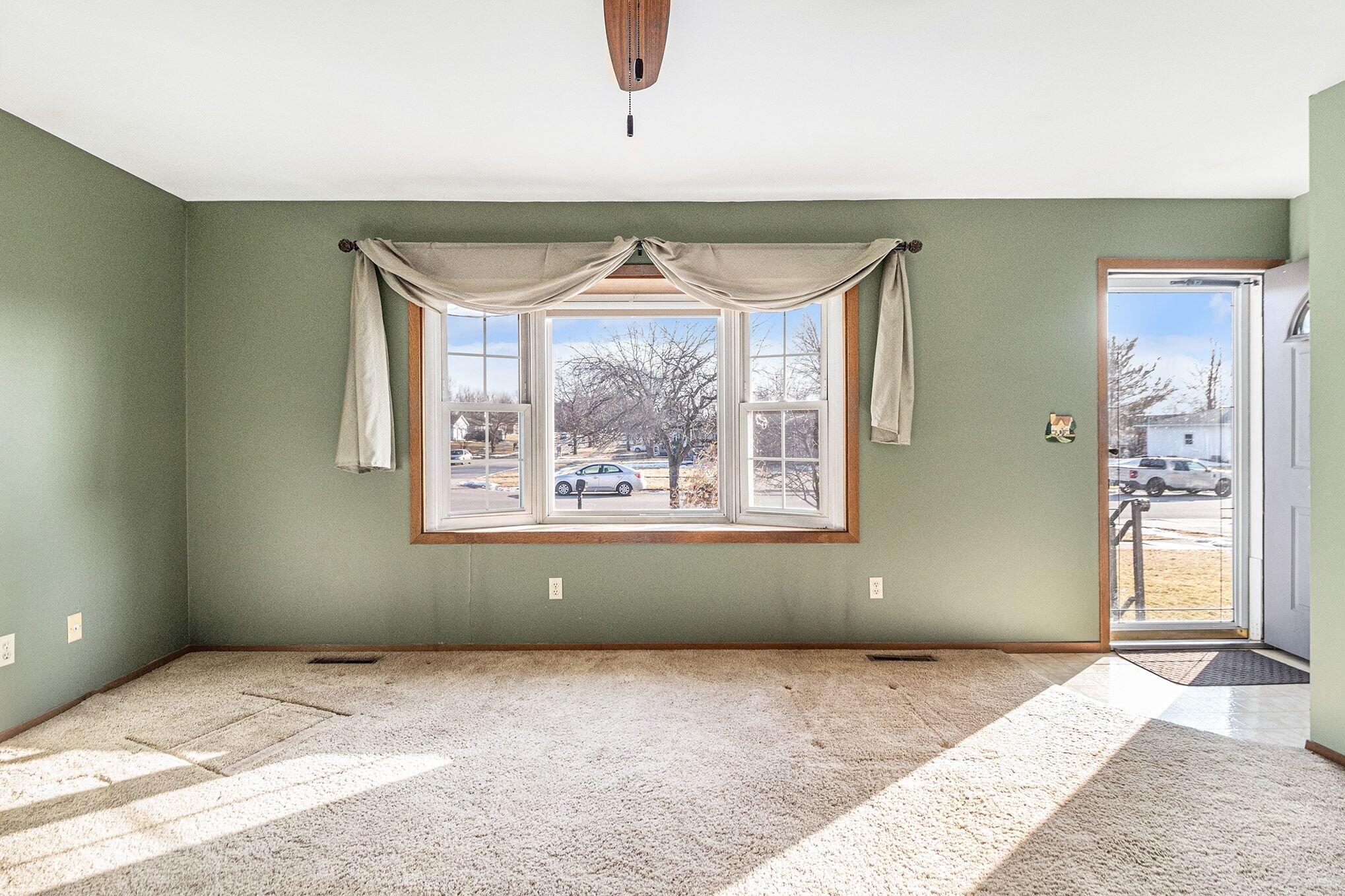 601 Aspen Street Hebron, IN 46341 - Photo 8 of 24 2038x1358