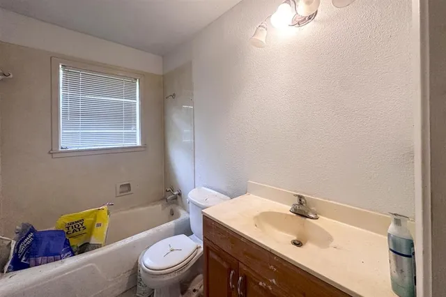 $115,000 | 701 Park Hill Drive, Lake Charles, LA 70605