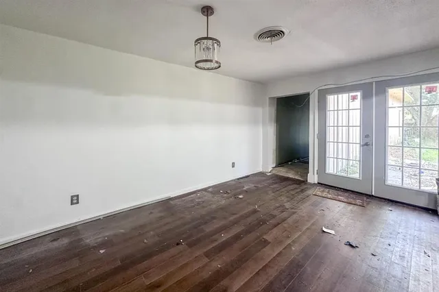 $115,000 | 701 Park Hill Drive, Lake Charles, LA 70605