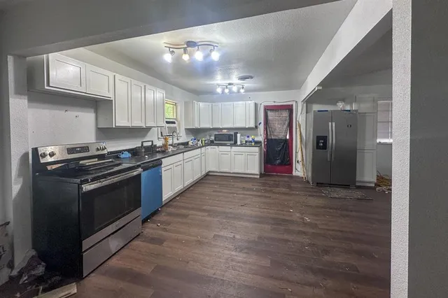 $115,000 | 701 Park Hill Drive, Lake Charles, LA 70605