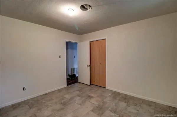 $98,943 | 701 Park Hill Drive, Lake Charles, LA 70605