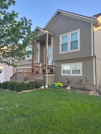 $379,000 | 1131 South 12th Street, Louisburg, KS 66053