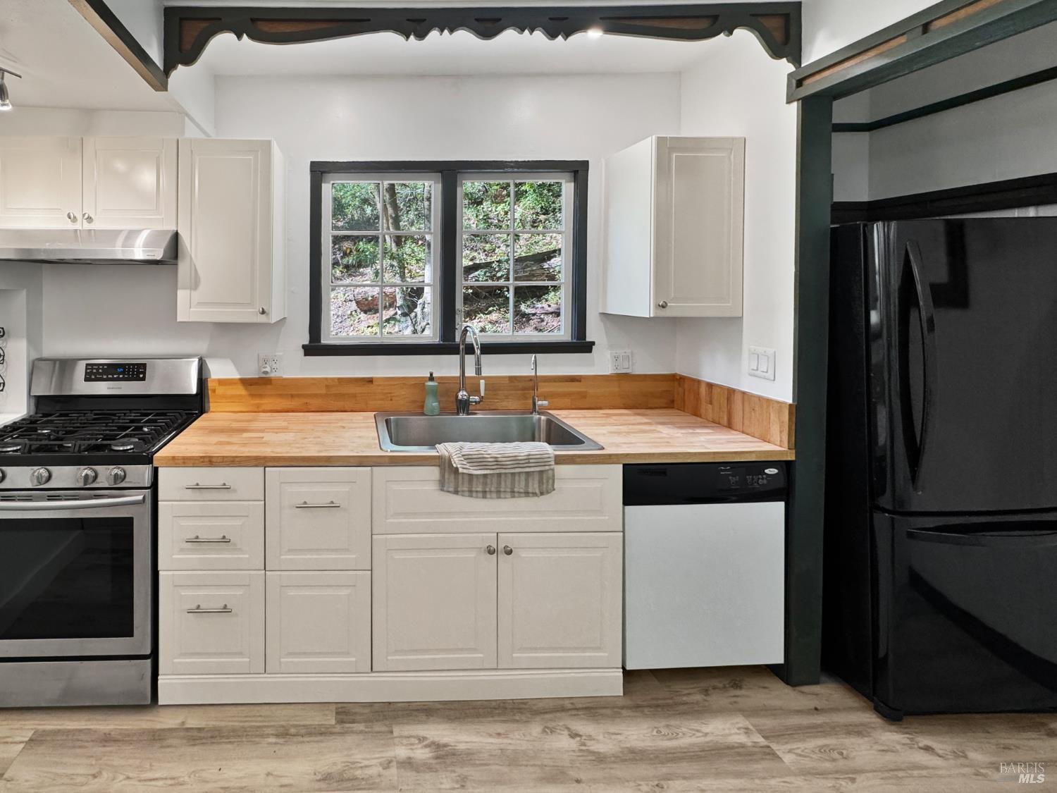 17401 Neeley Road Guerneville, CA 95446 - Photo 28 of 74