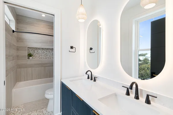 $3,600,000 | 3503 Ocean Drive, Unit E, Emerald Isle, NC 28594