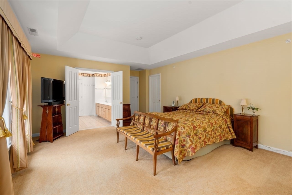 65 Amberville Road North Andover, MA 01845 - Photo 24 of 42