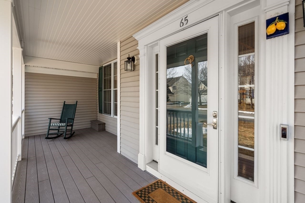 65 Amberville Road North Andover, MA 01845 - Photo 3 of 42