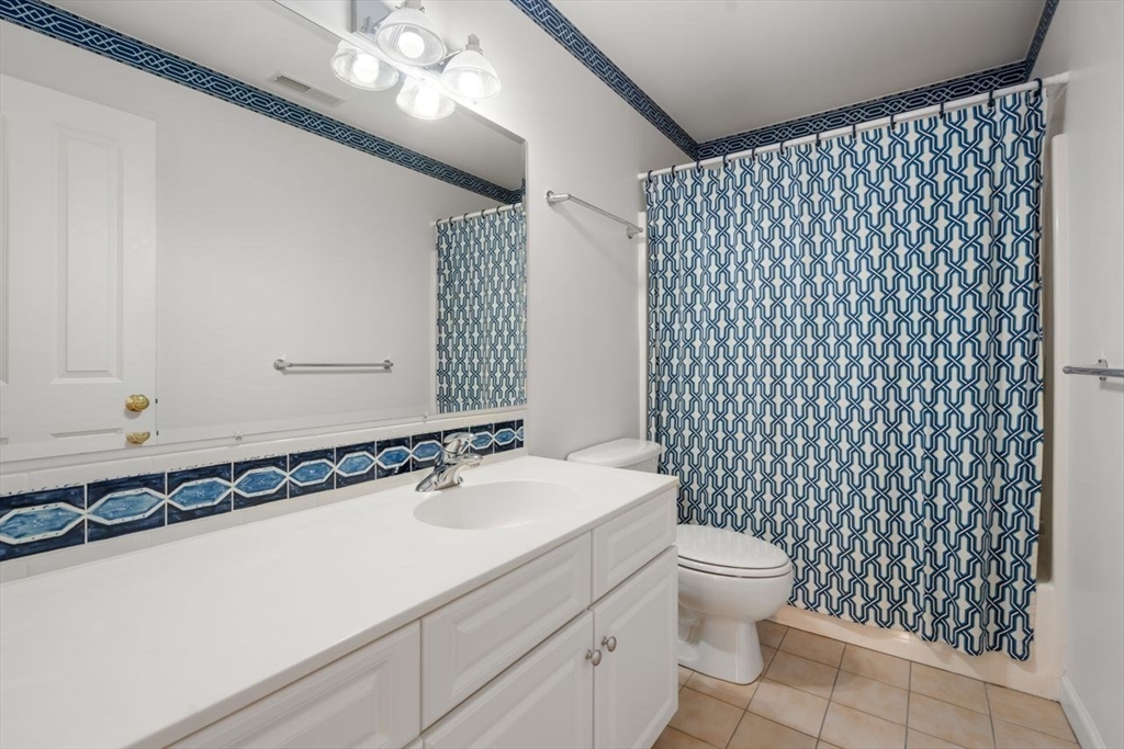 65 Amberville Road North Andover, MA 01845 - Photo 31 of 42