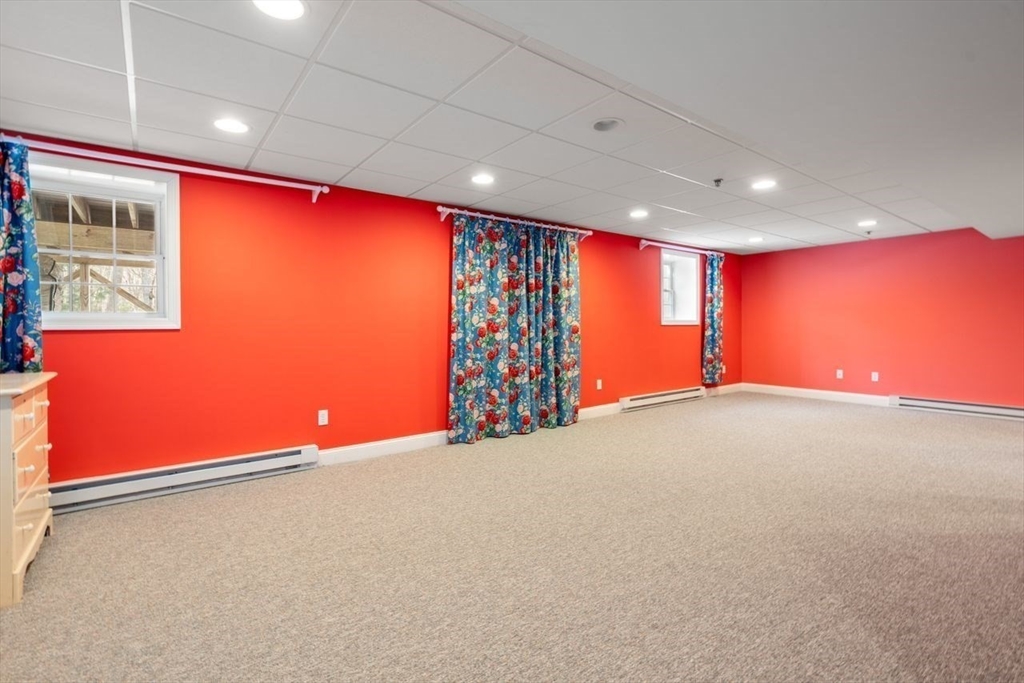 65 Amberville Road North Andover, MA 01845 - Photo 35 of 42