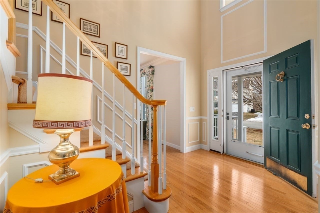 65 Amberville Road North Andover, MA 01845 - Photo 4 of 42