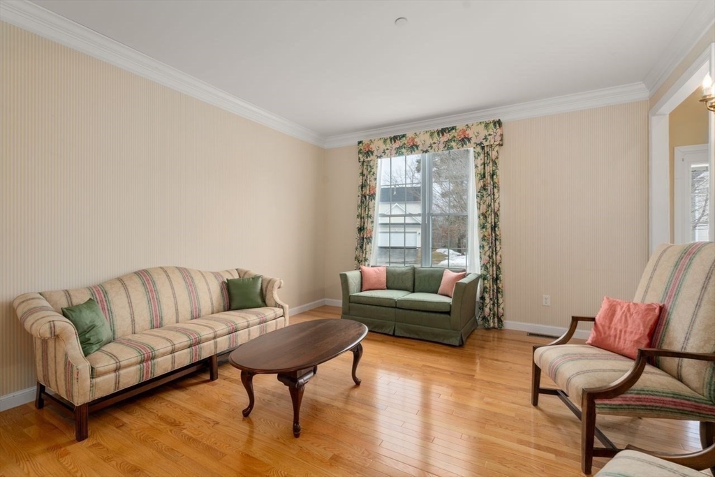 65 Amberville Road North Andover, MA 01845 - Photo 7 of 42