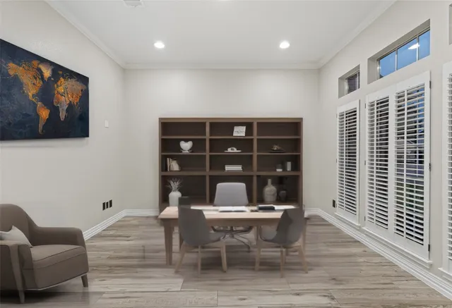 $445,000 | 30 Crestview Trail, Houston, TX 77082