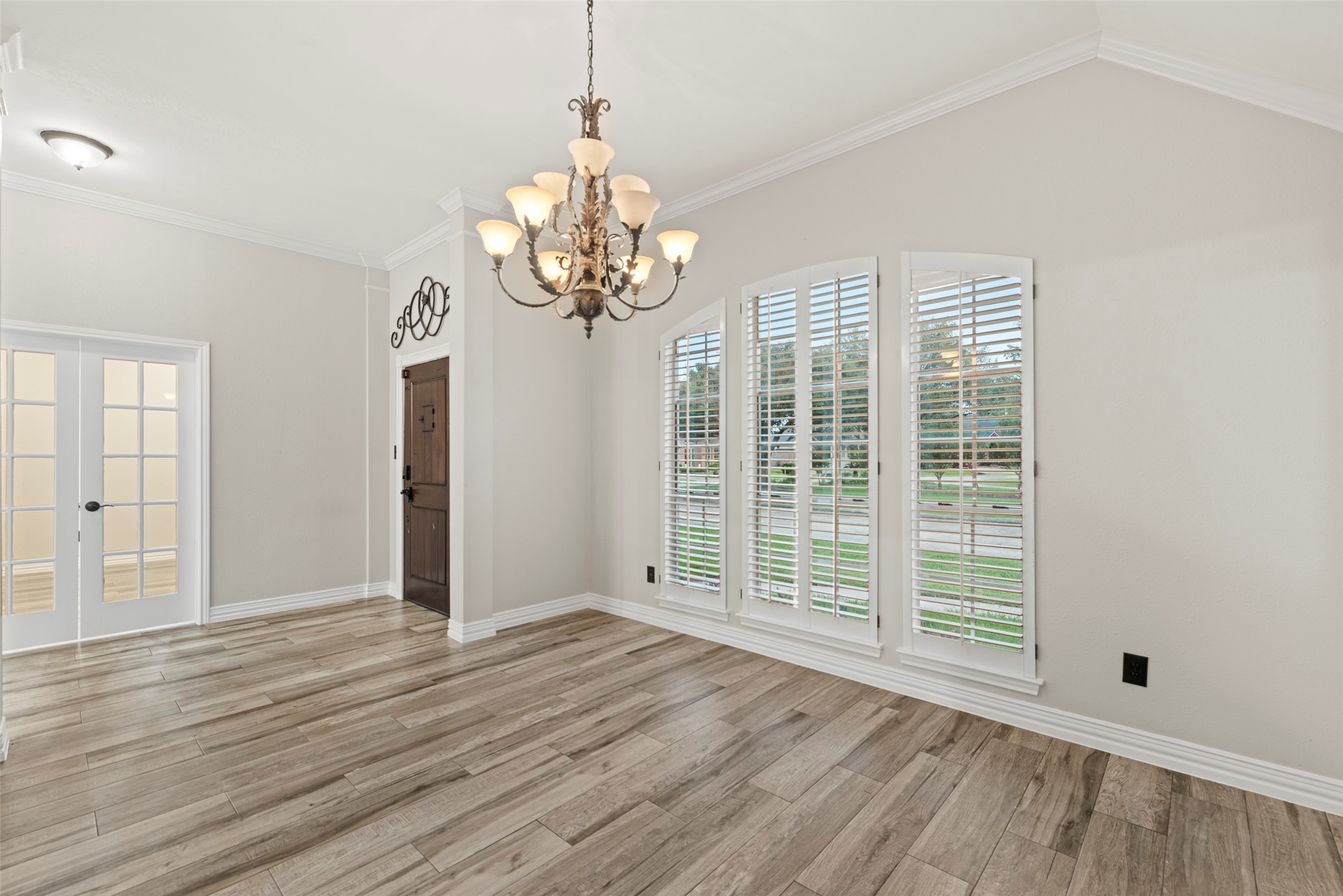 30 Crestview Trail Houston, TX 77082 - Photo 5 of 50