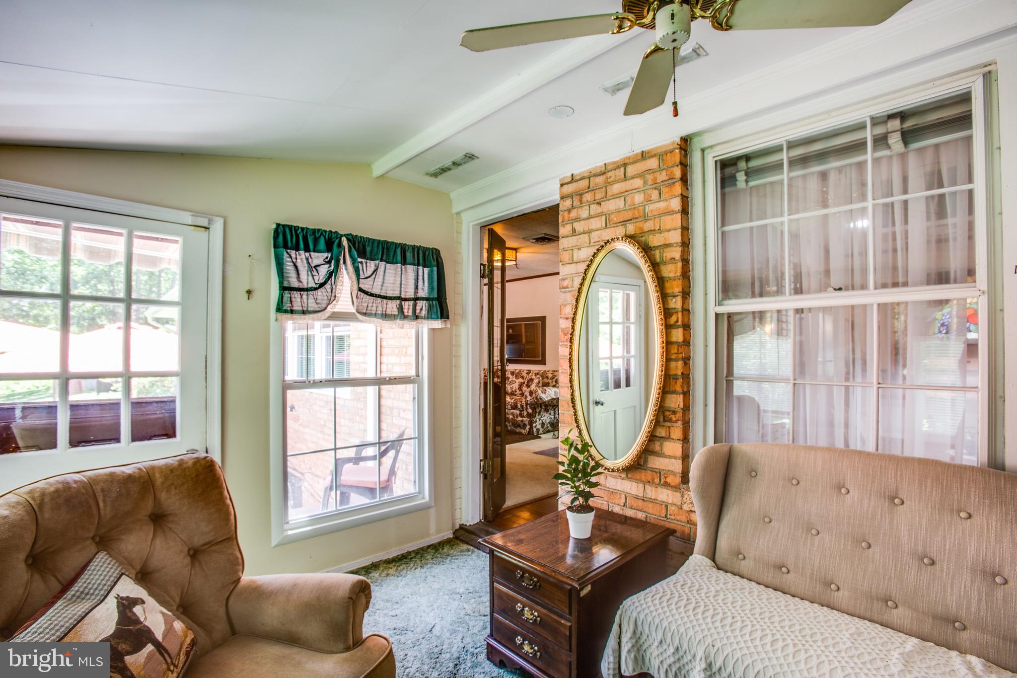 6908 Token Valley Road Manassas, VA 20112 - Photo 19 of 59 Sunroom