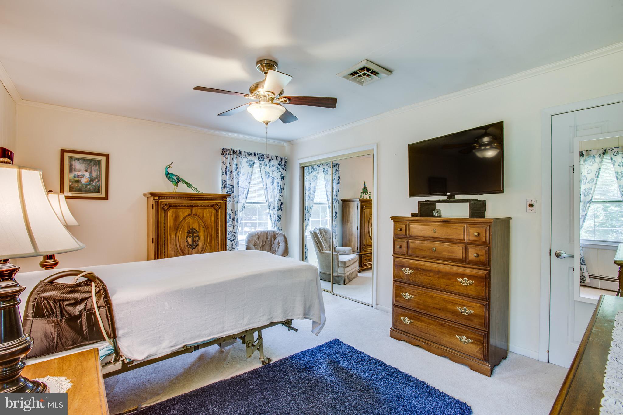 6908 Token Valley Road Manassas, VA 20112 - Photo 29 of 59 Primary bedroom
