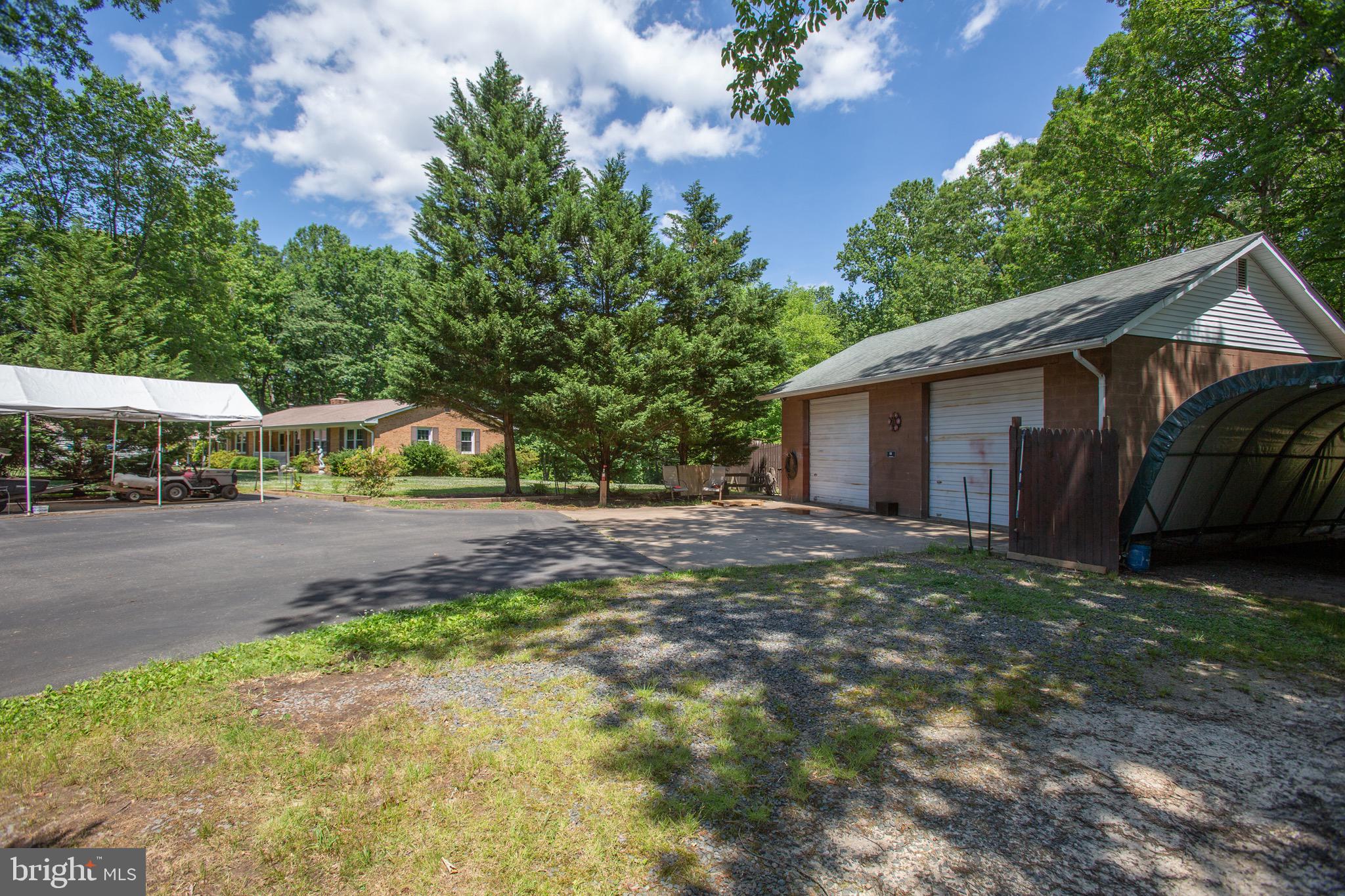 6908 Token Valley Road Manassas, VA 20112 - Photo 51 of 59 Detached mechanic’s garage
