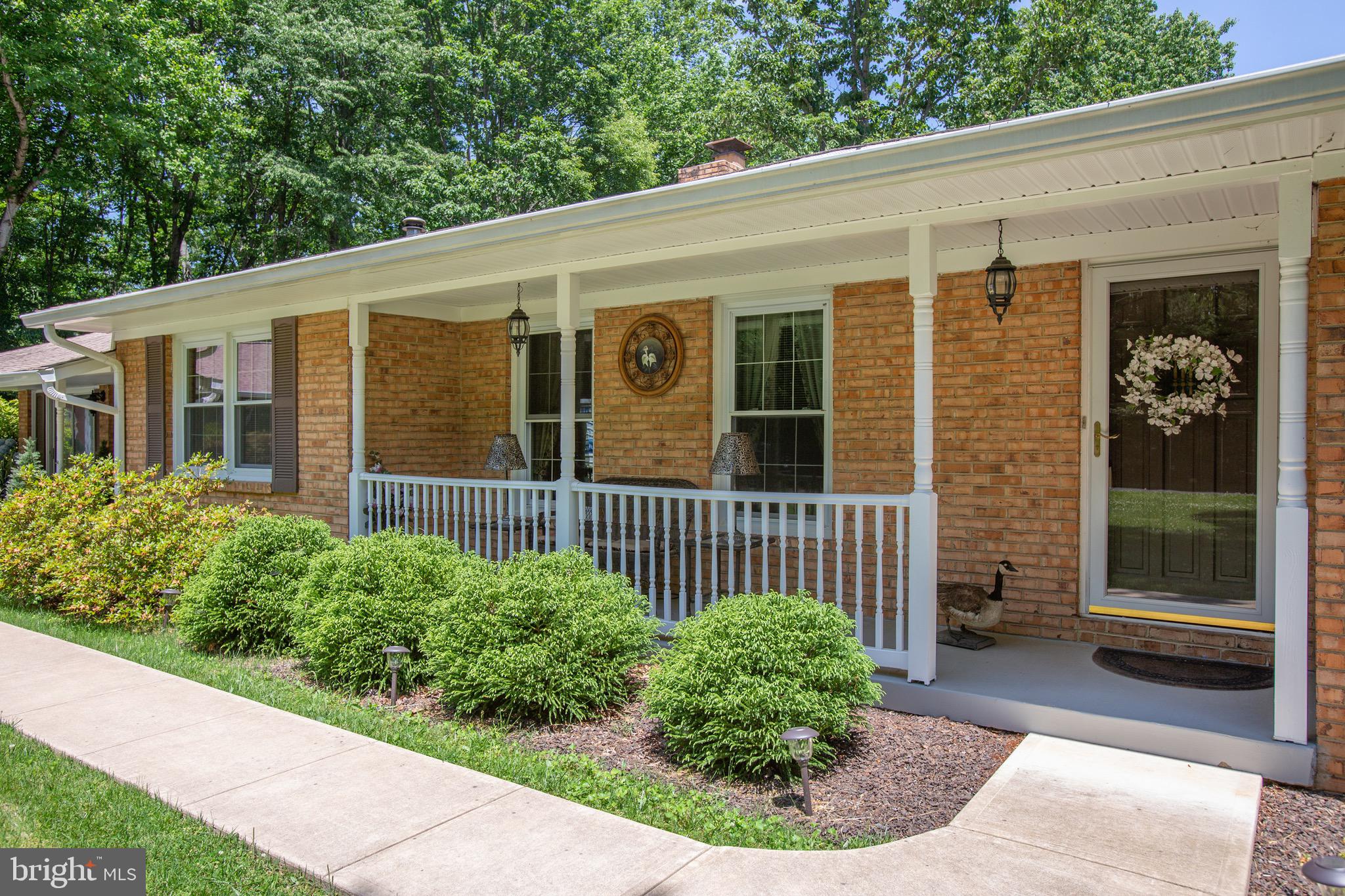 6908 Token Valley Road Manassas, VA 20112 - Photo 7 of 59 Front porch