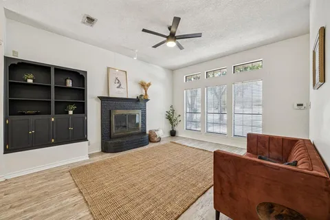 $325,000 | 2900 Christopher Drive, Denton, TX 76209