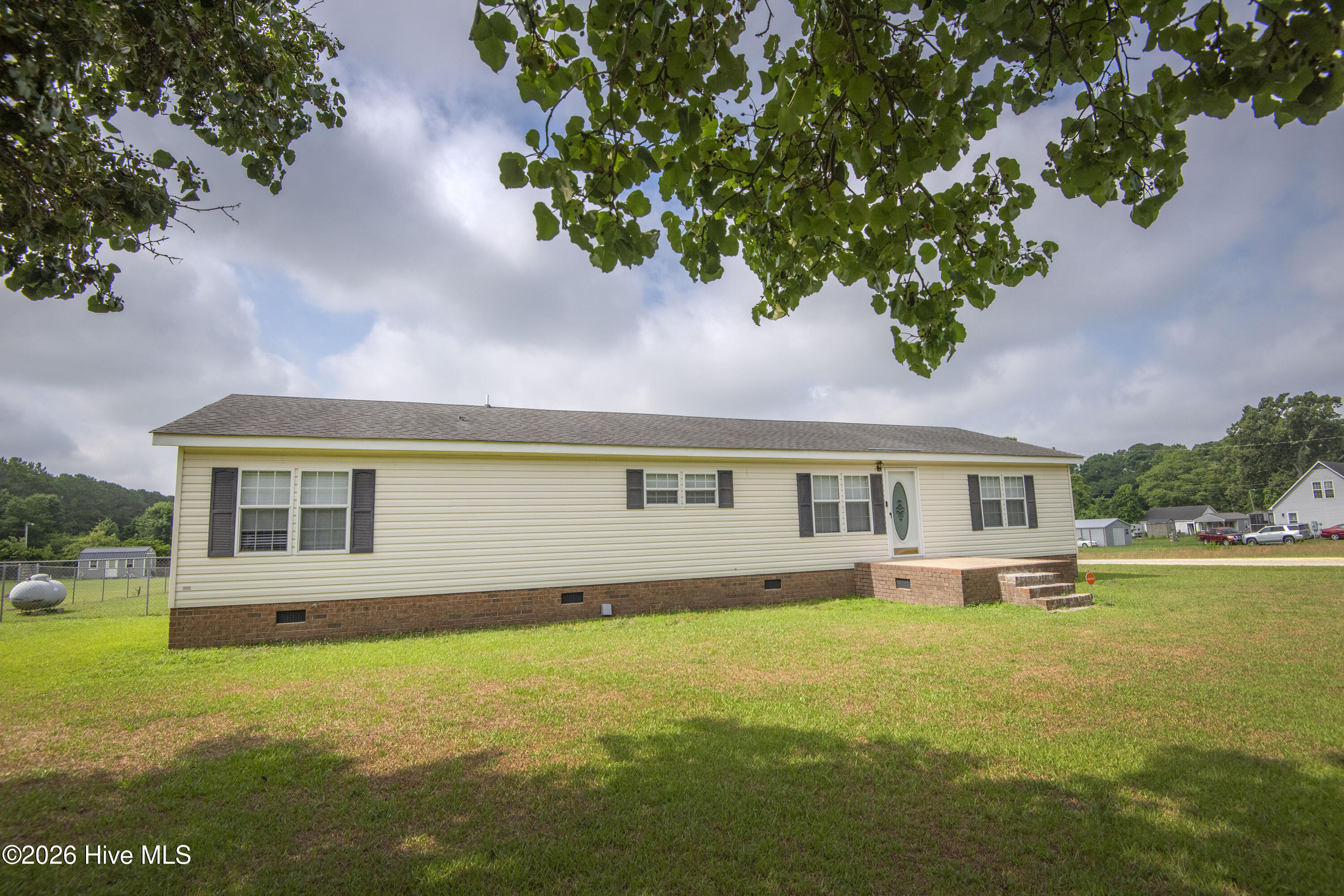 41 Stable Road Tarboro, NC 27886 - Photo 2 of 36