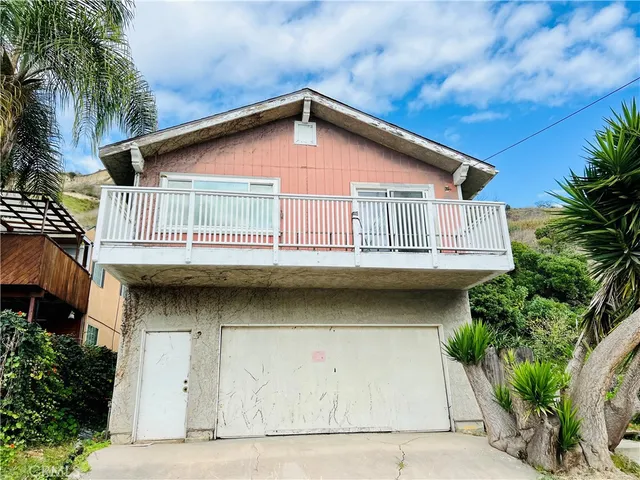 $299,000 | 6835 Vista Del Rincon Drive, Ventura, CA 93001