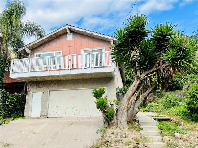 $299,000 | 6835 Vista Del Rincon Drive, Ventura, CA 93001