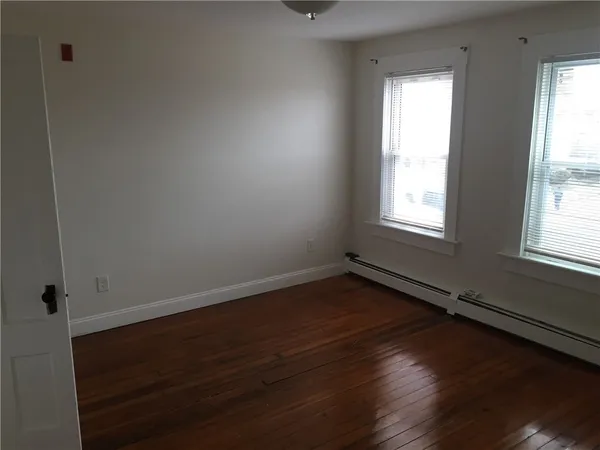 $1,850 | 64 Lyon Avenue, Unit 3, East Providence, RI 02914