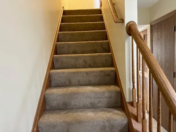 $2,500 | 1217 Regent Drive, Mundelein, IL 60060