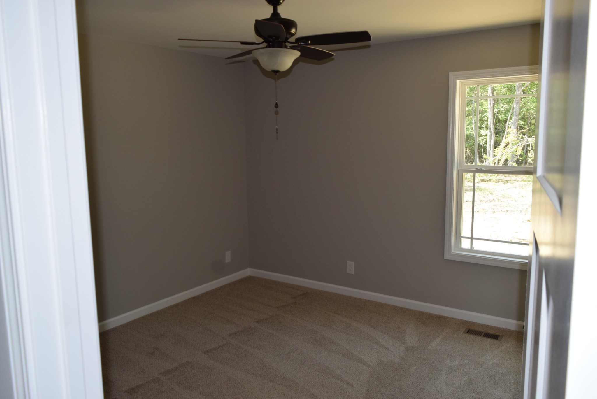 484 Ballard Road Manchester, TN 37355 - Photo 5 of 8