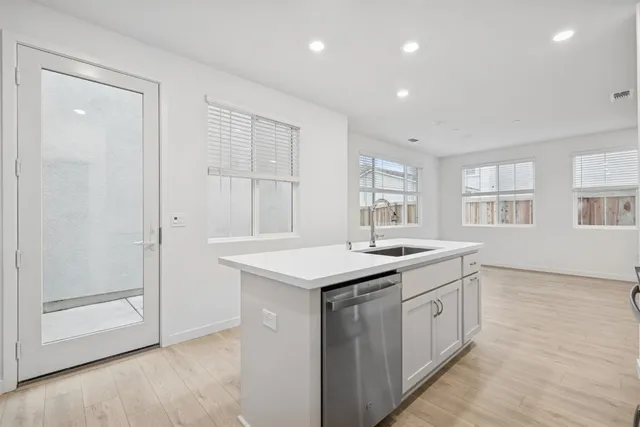 $585,000 | 14545 Southpointe Drive, Unit 54, Folsom, CA 95630