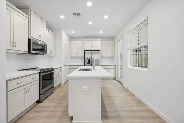 $585,000 | 14545 Southpointe Drive, Unit 54, Folsom, CA 95630