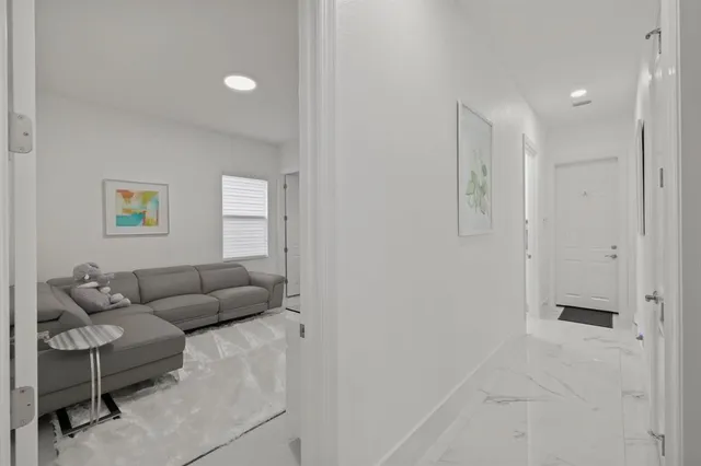 $2,875,000 | 9850 Bay Leaf Court, Parkland, FL 33076