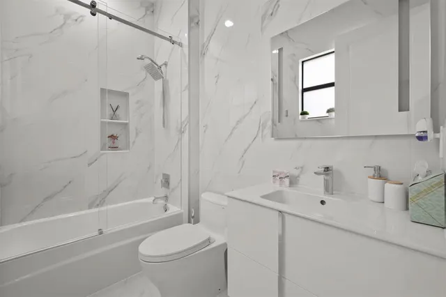 $2,875,000 | 9850 Bay Leaf Court, Parkland, FL 33076