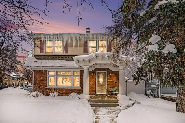 $230,000 | 923 Myrtle Street Northwest, Grand Rapids, MI 49504