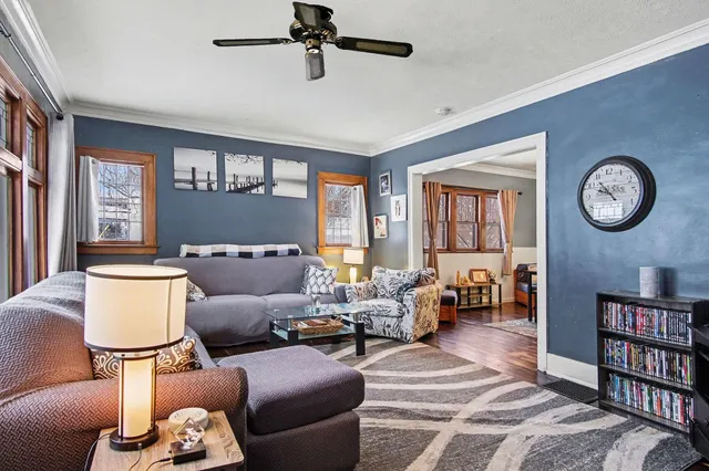 $230,000 | 923 Myrtle Street Northwest, Grand Rapids, MI 49504