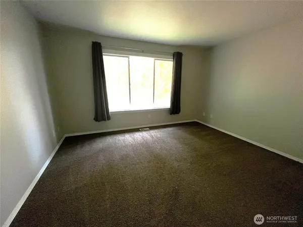 $599,990 | 22908 Southeast 240th Place, Maple Valley, WA 98038