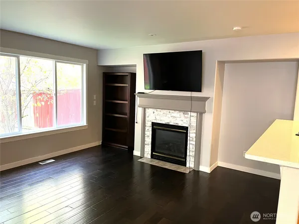 $599,990 | 22908 Southeast 240th Place, Maple Valley, WA 98038