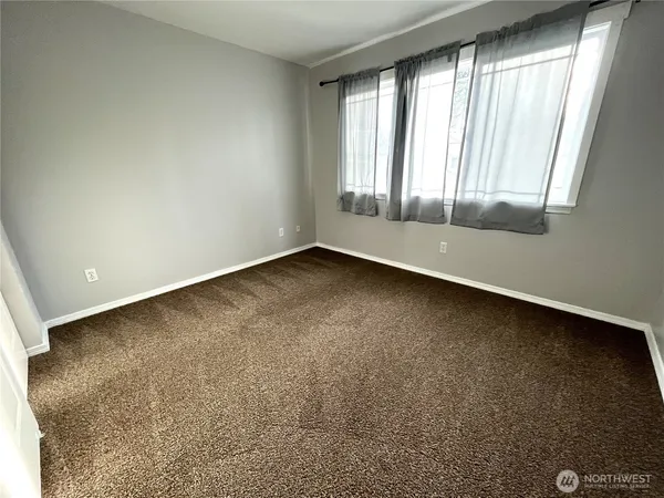 $599,990 | 22908 Southeast 240th Place, Maple Valley, WA 98038