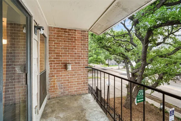 $1,400 | 1818 Augusta Drive, Unit 4, Houston, TX 77057