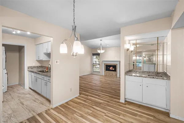 $1,400 | 1818 Augusta Drive, Unit 4, Houston, TX 77057