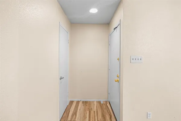 $1,400 | 1818 Augusta Drive, Unit 4, Houston, TX 77057