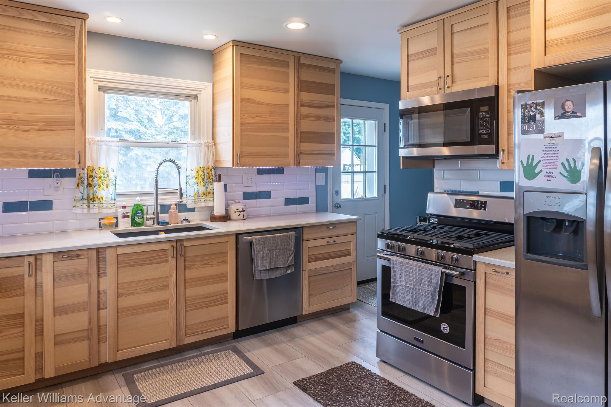 45664 Hull Road Belleville, MI 48111 - Photo 10 of 29 Gallery Image 10