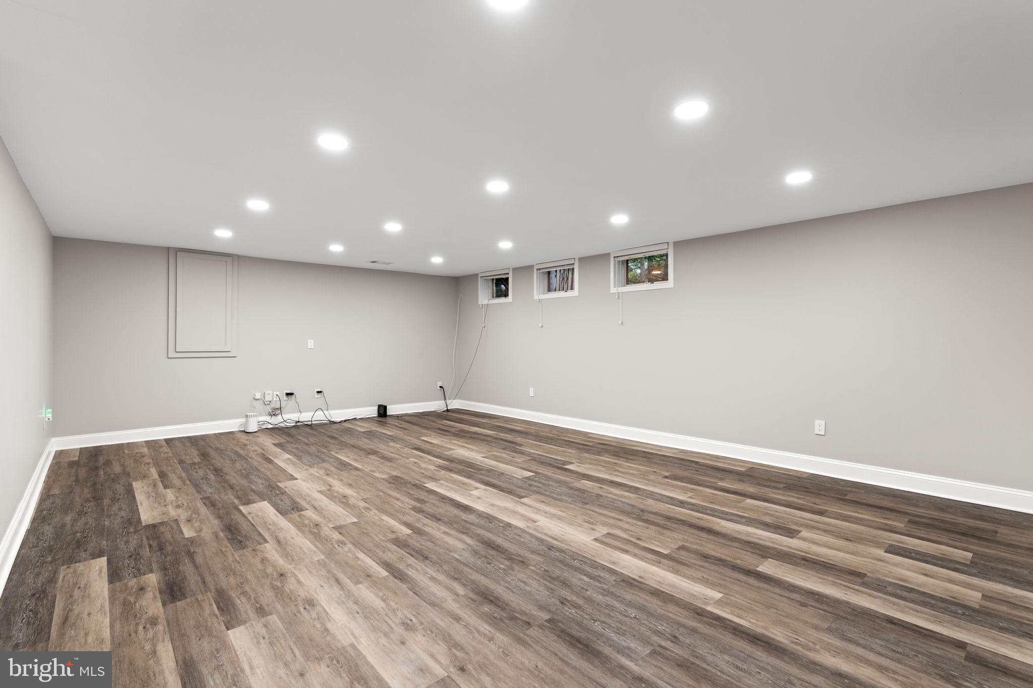1901 Buckthorn Lane Reston, VA 20191 - Photo 37 of 50 Great room downstairs