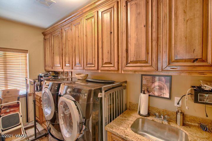 4370 West Hawthorn Road Show Low, AZ 85901 - Photo 12 of 23 Gallery Image 12