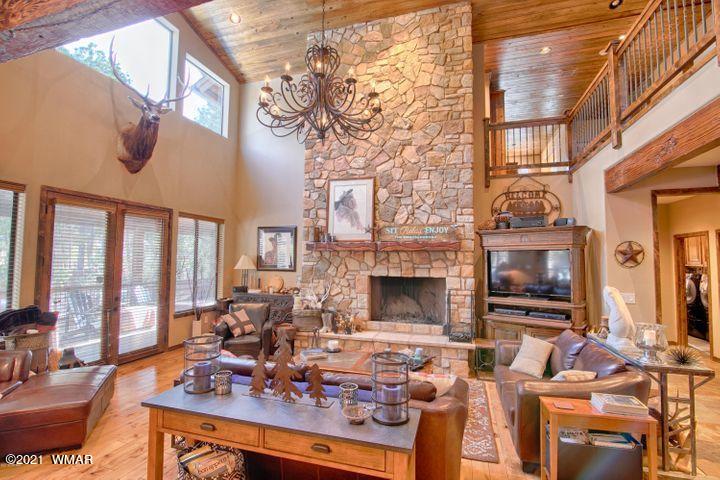 4370 West Hawthorn Road Show Low, AZ 85901 - Photo 4 of 23 Gallery Image 4