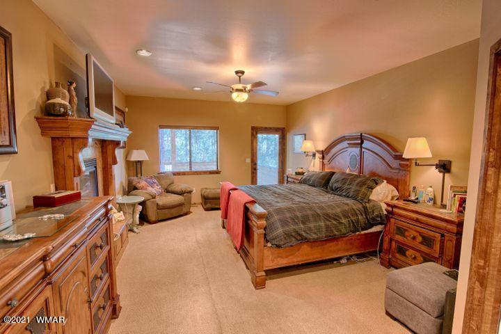 4370 West Hawthorn Road Show Low, AZ 85901 - Photo 8 of 23 Gallery Image 8